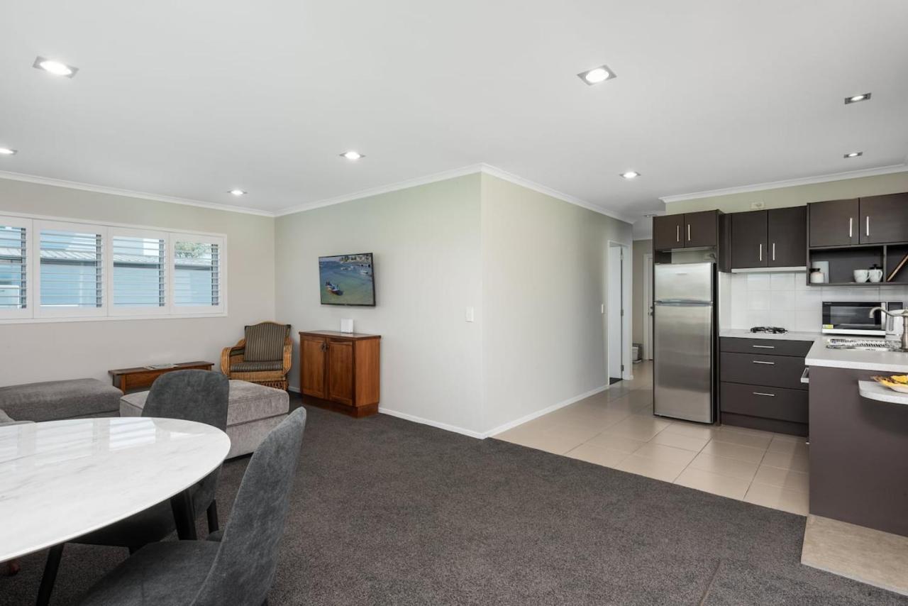 Modern Marine Parade Apartment Mount Maunganui Bagian luar foto